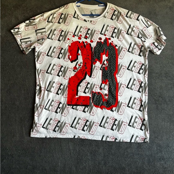 Launder Graphic Men's T-Shirt - Red and White Sz 4XL - Picture 5 of 6